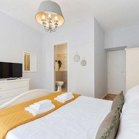 Rome As You Feel - Charming Abode In Trastevere Экстерьер фото