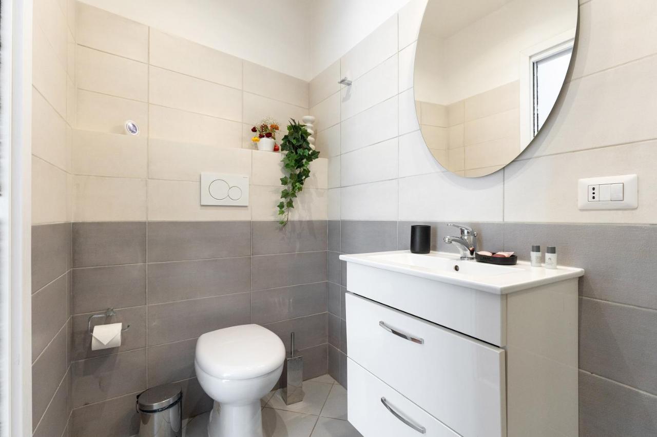 Rome As You Feel - Charming Abode In Trastevere Экстерьер фото